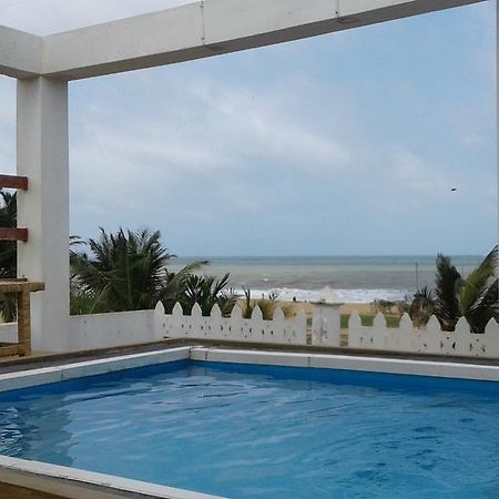 Petit Guest House Негомбо Екстер'єр фото